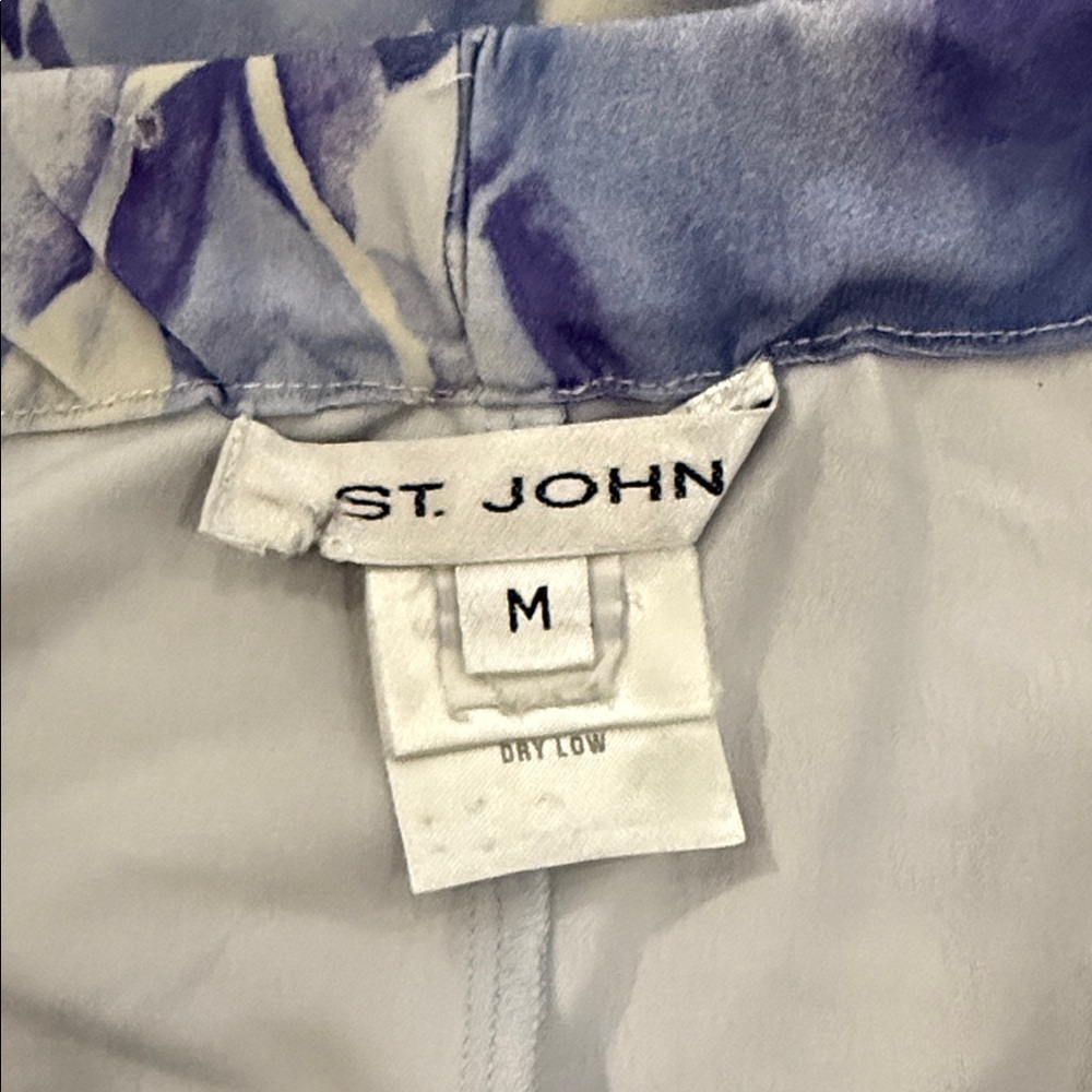 *St. John Blue Floral Women's Pajama Shorts (sz med) - Picture 3 of 3